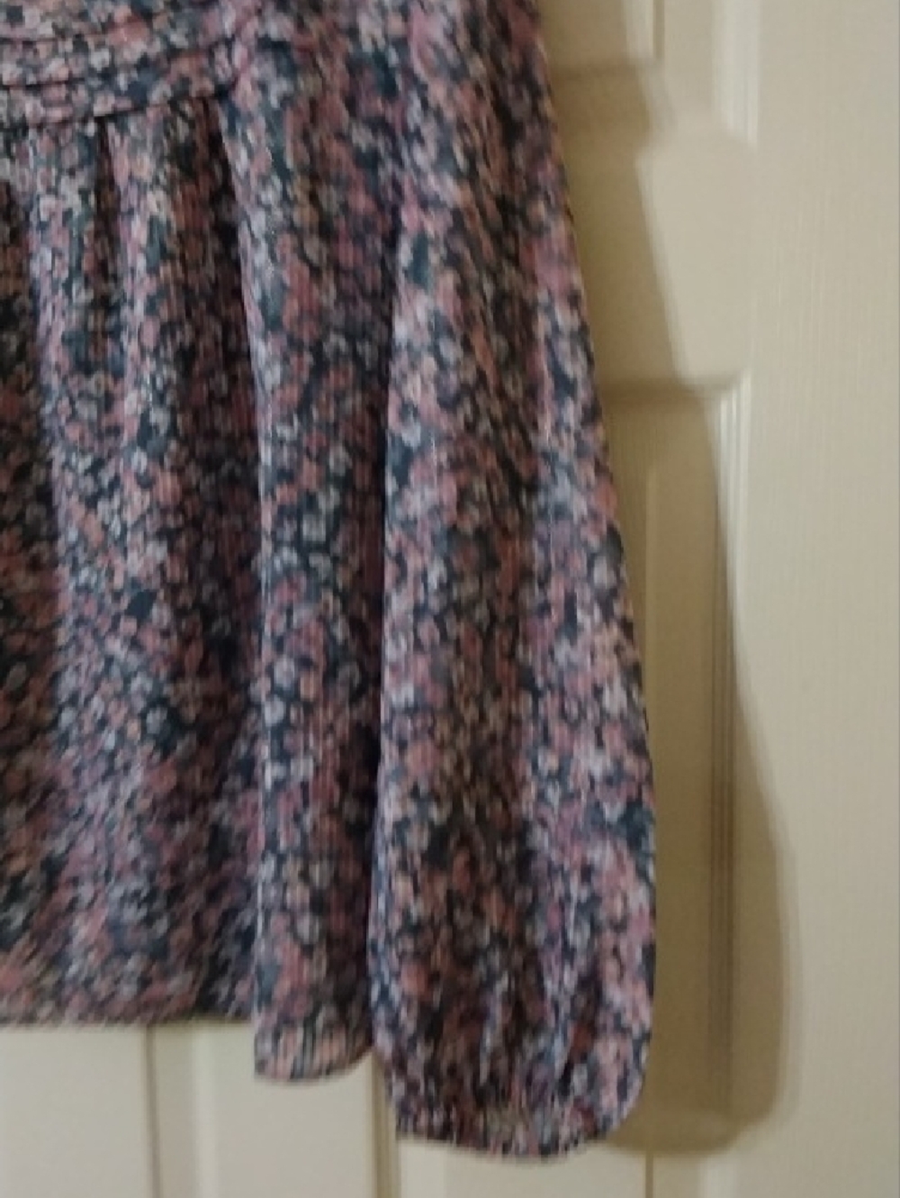 LOFT Pink and Blue Floral Long-Sleeve Blouse - Picture 3 of 7
